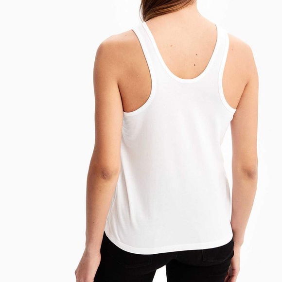 Lolë Women’s Daily Tank Top - Picture 3 of 12